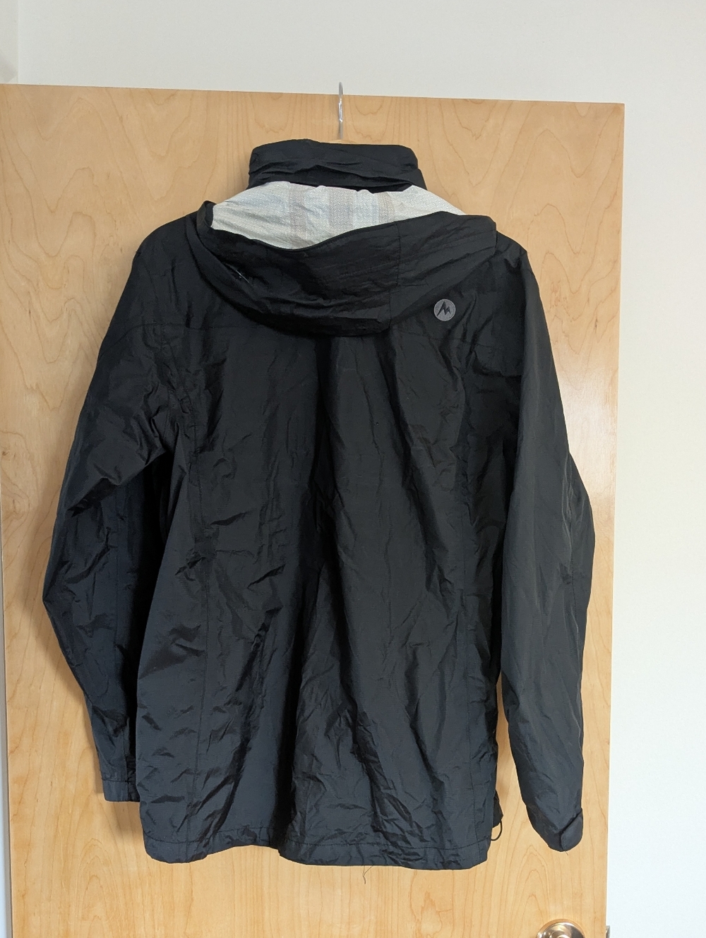 Waterproof Shell Zipper Armpits, Adjustable Bottom & Cuffs, Hood Rolls To Collar - Picture 5 of 15